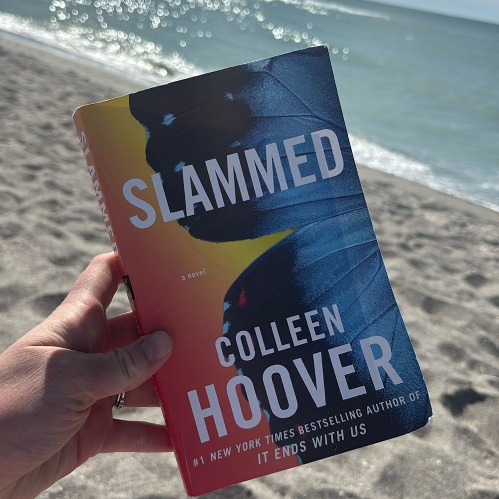 Slammed book by Colleen Hoover